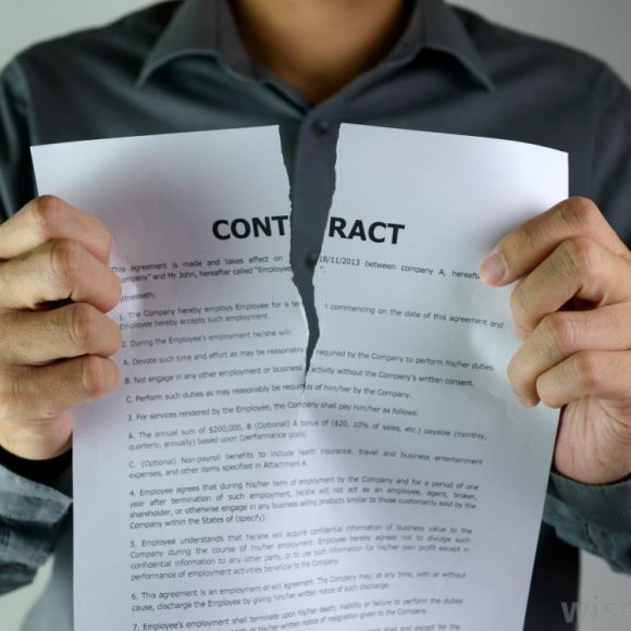 4 Reasons You Don’t Need A Record Deal