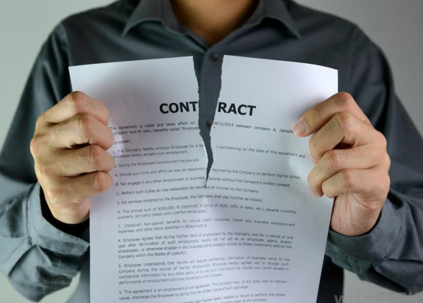 4 Reasons You Don’t Need A Record Deal